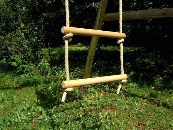 massive Strickleiter, Polypropylen, PP, synthetisch, Kunststoff, reißfest, wetterfest, wasserfest, Außenbereich, Outdoor, Baum, Klettern, Garten, Spielen, Buche, Buchenholz, Knoten